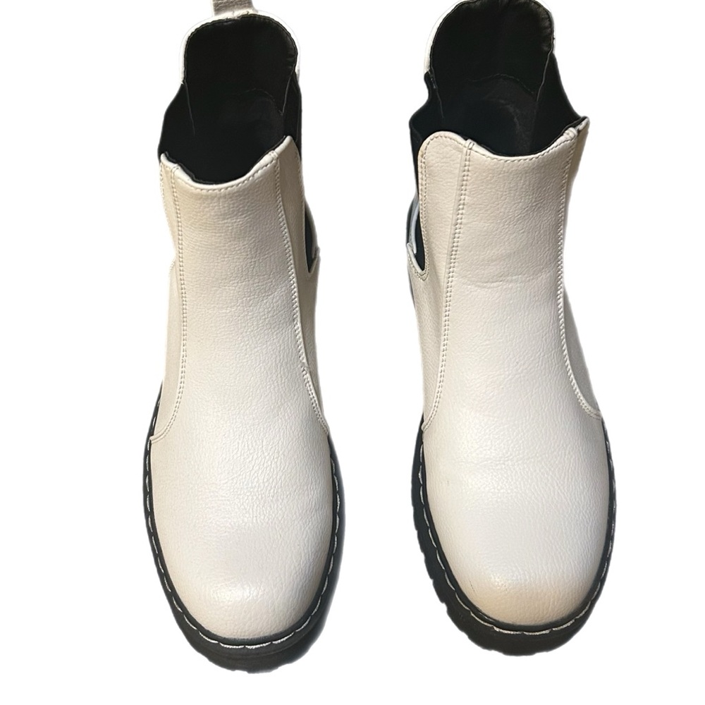 Sincerely Jules White Ankle Boots